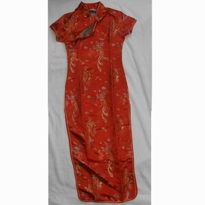 Chic Red Floral Maxi Dress